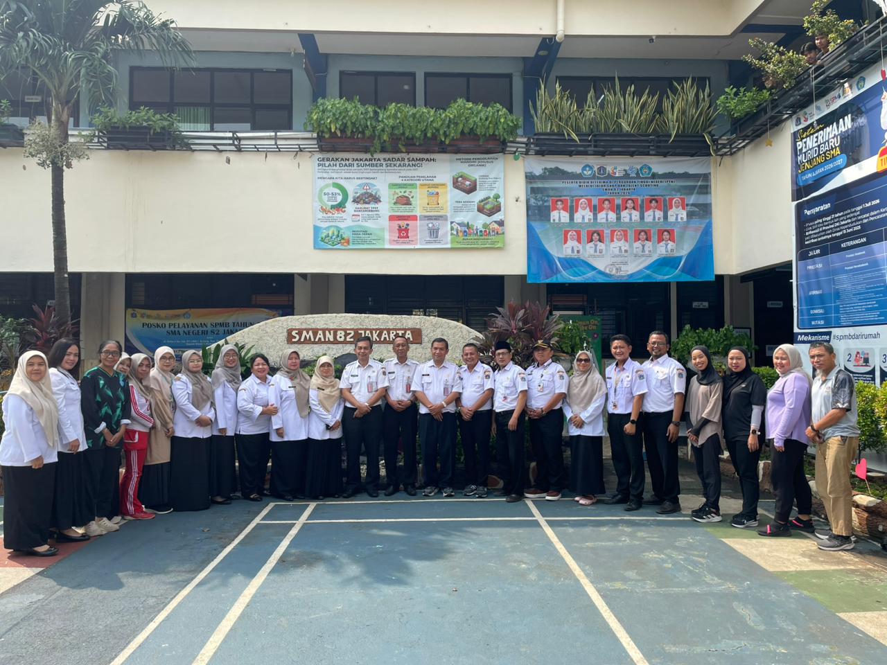 PENGUMUMAN HASIL SELEKSI PERPINDAHAN MURID SEMESTER GANJIL SMAN 82 JAKARTA TAHUN AJARAN 2026-2027